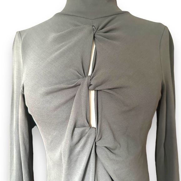 GIORGIO ARMANI | Twist Front Mock Turtleneck Long Sleeve Pullover Top Medium - Picture 2 of 9